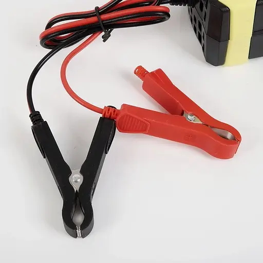 Автомобільний зарядний пристрій Foxsur 12V 6A для акумуляторів з дисплеєм LCD (Жовтий) - фото 4