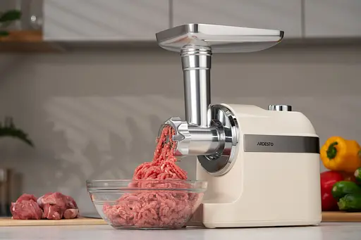 ARDESTO М'ясорубка, 1800Вт, 2кг/хв, 3 решітки, насадка для ковбас, кеббе, пластик, бежево-сріблястий - фото 3