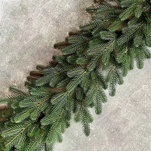 Гірлянда хвойна Hvoya Traditional пишна лита зелена 2 м