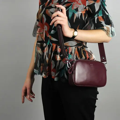 Жіноча шкіряна сумка поясна / кроссбоді Holly бордова - фото 7