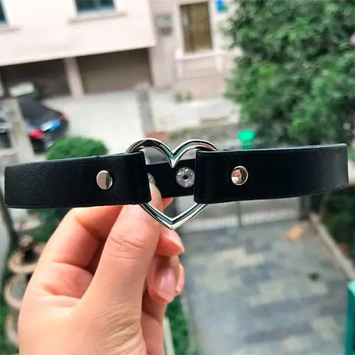 Чокер із серцем у стилі BDSM шкіряний One size K0595-1 - фото 3