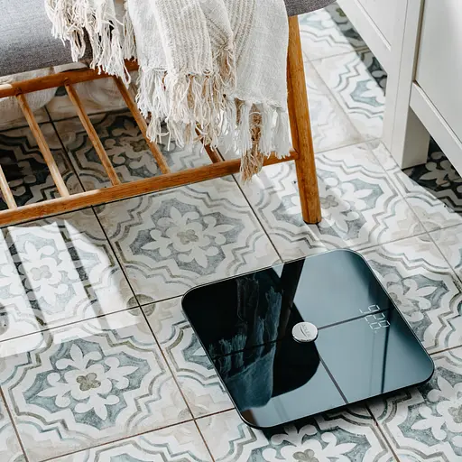 Весы напольные Adler AD 8187 black электронные/ Smart/ 180кг/ 4хААА/ автовыключение/ черные - фото 5