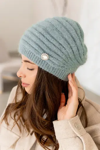 Женская зимняя шапка Валенсия из ангоры 80% с двойной вязкой с брошкой Мятный - фото 2