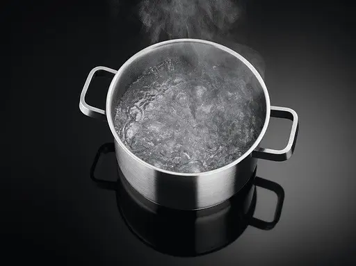 Варильна поверхня комбінована Electrolux 60 см розширена зона чугун чорний - фото 5