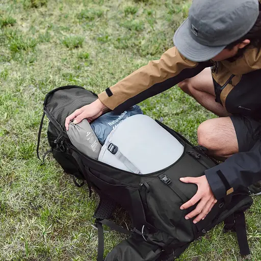 Рюкзак туристический Naturehike Helium CNK2450XB014  L 70 л черный  - фото 11