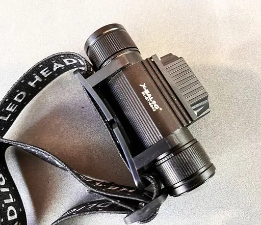 Фонарь налобный аккумуляторный X-Balog SY-5842 фонарик на голову Type-C 18650 2LED - фото 3