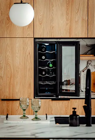 Винна шафа Adler AD 8083 для напоїв/вин - фото 9