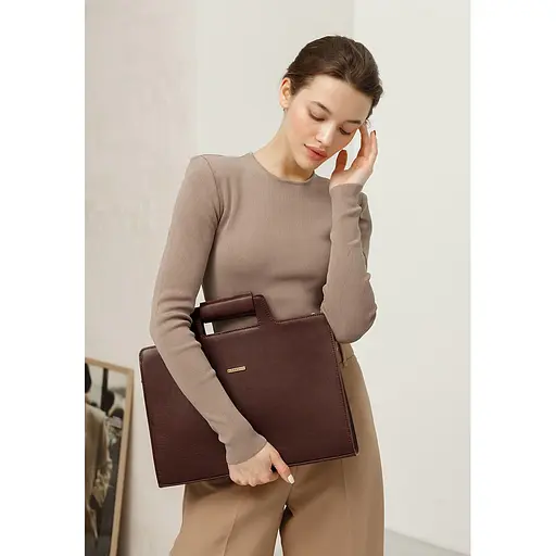 Жіноча шкіряна сумка для ноутбука і документів бордова - фото 9