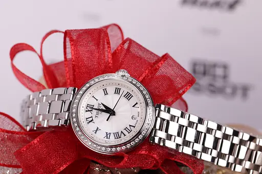 Годинник Tissot Bellissima Small Lady T126.010.61.113.00 - фото 3