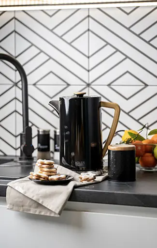 Чайник Adler AD 1347 Black Metal 1,7л STRIX - фото 7