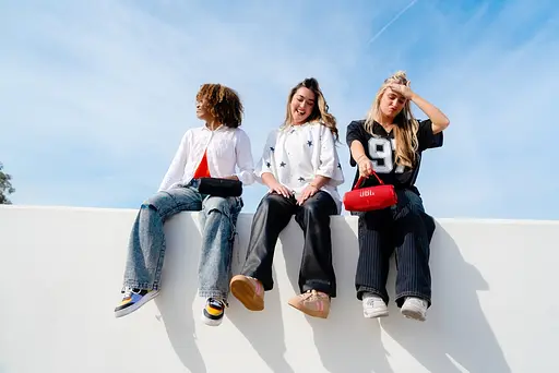 Акустична система JBL Charge 6 Red (JBLCHARGE6RED) - фото 9