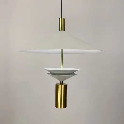 Элегантная подвесная люстра с латунным спотом | Line F | Арт. AA456-400 WT - фото 4