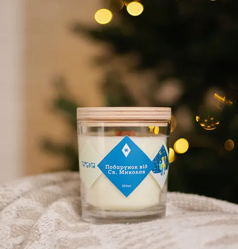 Свічка Подарунок від Святого Миколая 250 мл 30 год Стандартні Соєвий віск - фото 3