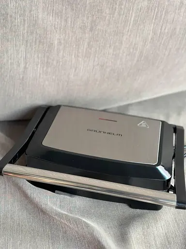 Прижимной контактный электрический гриль Grunhelm G753 домашний с антипригарным покрытием 750Вт Серый - фото 6