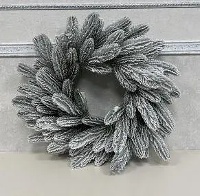Різдвяний вінок Елітний засніжений із хвої литої (діаметр - 45 см) - фото 2