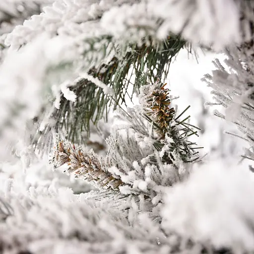 Ялинка Yes! Fun Ситхінська лита 2.4 м засніжена (903568) - фото 8