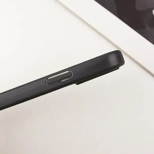 Чохол Epik TPU Transparent + Colour 1.5 мм для Apple iPhone 14, 6.1 Black - фото 4