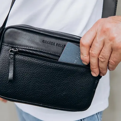 Сумка через плечо Grande Pelle компактная вертикальная 13.5х19.5х6 см sum0028305 - фото 7