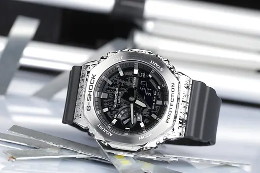 Часы Casio G-Shock GM-2100GC-1A - фото 2