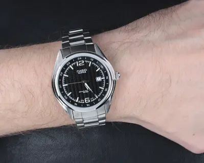 Стальные наручные часы Casio Edifice EF-121D-1AVEG со стальным браслетом - фото 3