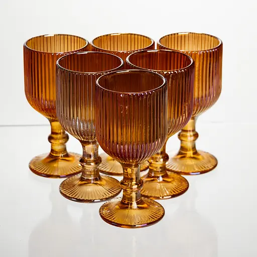 Набір чарок на ніжці 6 штук 50 мл для горілки наливки подарункові чарки скляні фігурні з декоративними вигинами Yiwu HP-19-206 - фото 1