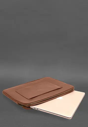 Кожаный чехол BlankNote для ноутбука на молнии с хлястиком и карманом Светло-коричневый - фото 5
