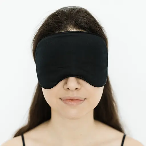 Маска для сну з мерсеризованої бавовни «Чумацький Шлях» з нековзкою резинкою та охолоджуючим гелевим вкладишем в Подарунковій упаковці Чорний (1143-02) - фото 9