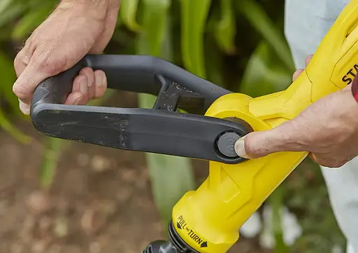 Акумуляторний триммер Stanley з АКБ та ЗП SFMCST933M1 - фото 3