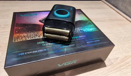 Электробритва-шейвер VGR V-377 (9000 об/мин, Титановая сетка, LCD-дисплей, USB) - фото 4