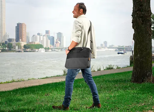 Сумка Trust Lisboa 16" черная - фото 2