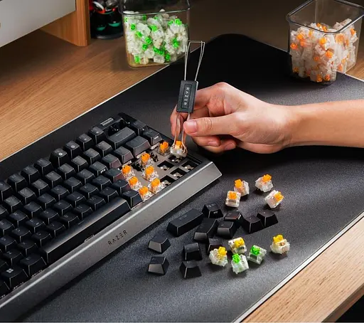 Клавіатура Razer BlackWidow V4 75% RGB Mechanical Tactile Switch USB Black (RZ03-05000100-R3M1) - фото 8