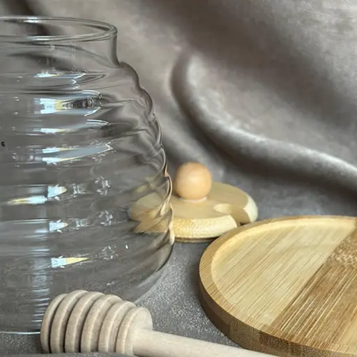 Банка для меда стеклянная Edenberg с крышкой и ложкой-дозатором 440 мл (EB-19782) - фото 4