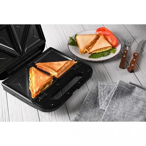 Мультимейкер (Бутербродниця-Вафельниця-Гриль-Горішниця-Печенниця) Ardesto SM-H500B - фото 3