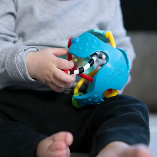 Іграшка-брязкальце Baby Einstein Rattle & Sense (17354) - фото 3
