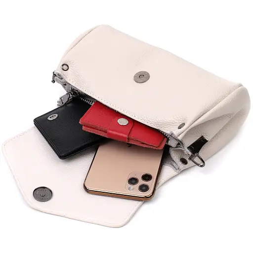 Кожаная женская сумка Vintage с треугольным клапаном 21.5х13.5х7 см sum0028983 - фото 8