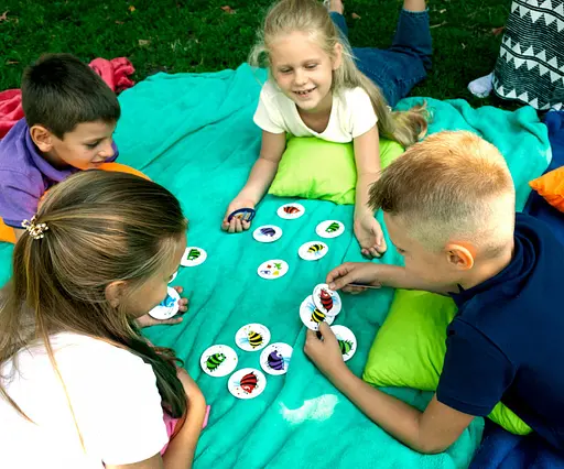 Дитяча настільна гра в мішечку "Школа бджоли" VT8077-15 карткова - фото 3