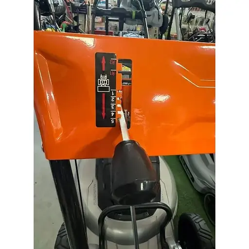 Підмітальна машина GTM бензинова самохідна (SW600) - фото 3