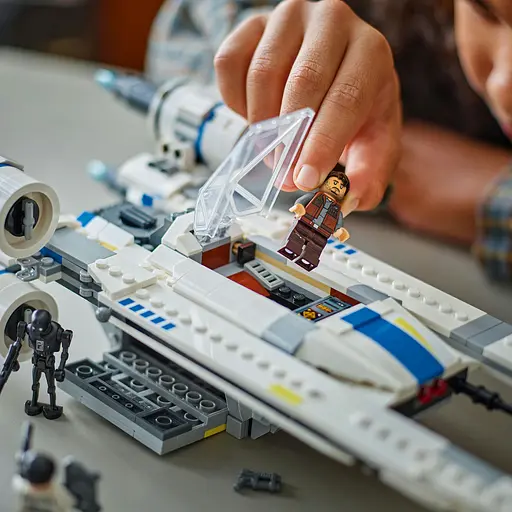 Конструктор LEGO Star Wars Повстанський винищувач U-Wing 594 деталей (75399) - фото 16