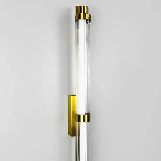 Бра со стеклянным корпусом и латуными деталями длиной 90 см Line F Арт. C23/900 AB - фото 7