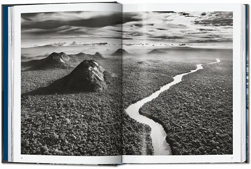 Sebastiao Salgado. Amazônia. 45th Edition - фото 2