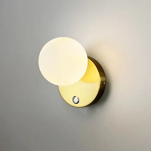 Бра Arcola в мінімалістичному латунному корпусі 15х13 см Line F Арт. WJ56/1 AB - фото 4