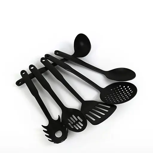 Набір кухонних речей пластиковий з 6 предметів (вінчик, ополоник, лопатка, щипці), Kitchen Master Чорний 86565 - фото 1