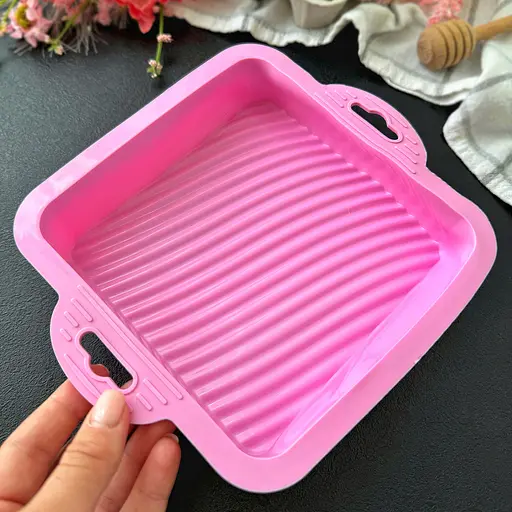 Форма квадратна силіконова для випікання кексів, тортів, пирогів та тістечок 18х18 см, A-plus Рожевий 85740 - фото 2