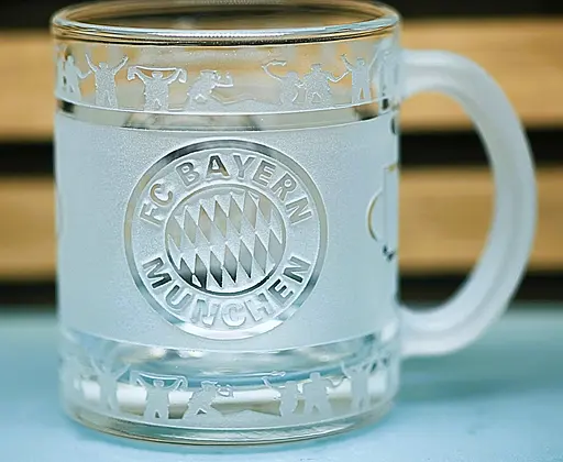 Скляна чашка 320 мл ФК Bayern München Бавария  з гравіюванням подарунок для фаната  футбольна кружка кругова - фото 5