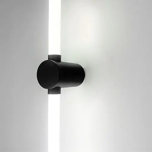 Лінійний настінний чорний світильник Pipeline 100 см Арт. WB 4/1000 BK Line F - фото 3