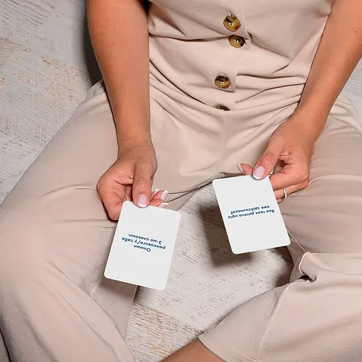 Карткова гра "Розкажи мені все! Friends edition" Orner orner-1607, 150 карток з запитаннями - фото 6