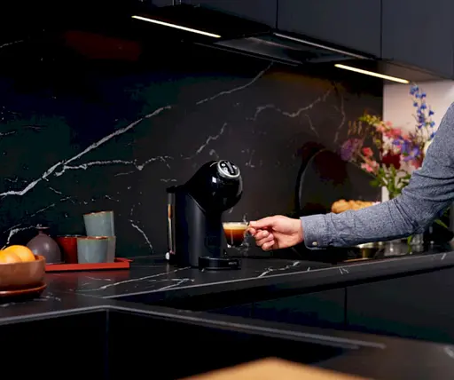 Кофеварка капсульна Krups Genio Dolce Gusto S Plus Black KP340831 + капсулы Starbucks Macchiato в подарок - фото 9