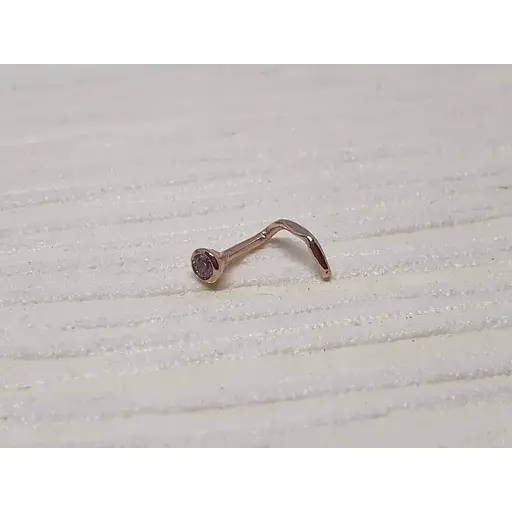 Золотая серьга-пирсинг в нос Dear с фианитом. 1023.8 Лаванда - фото 2