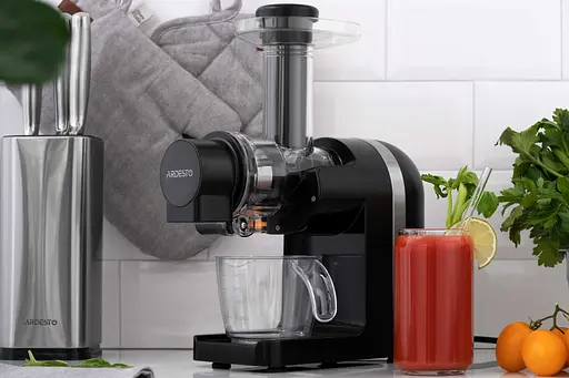 ARDESTO Соковитискач шнековий 200Вт, чаша-0.6л, макуха-0.7л, пластик/метал, чорно-сріблястий - фото 6