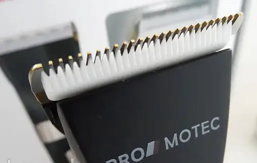 Професійна машинка Promotec PM-368 акумуляторна для стрижки волосся Титаново-керамічні леза - фото 8